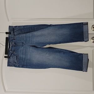 New York & Company Low Rise Straight Leg Cropped Jeans